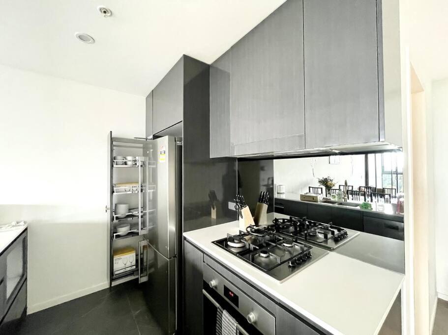 Scenic Skyline View2br@close To Olympicpark * Sydney