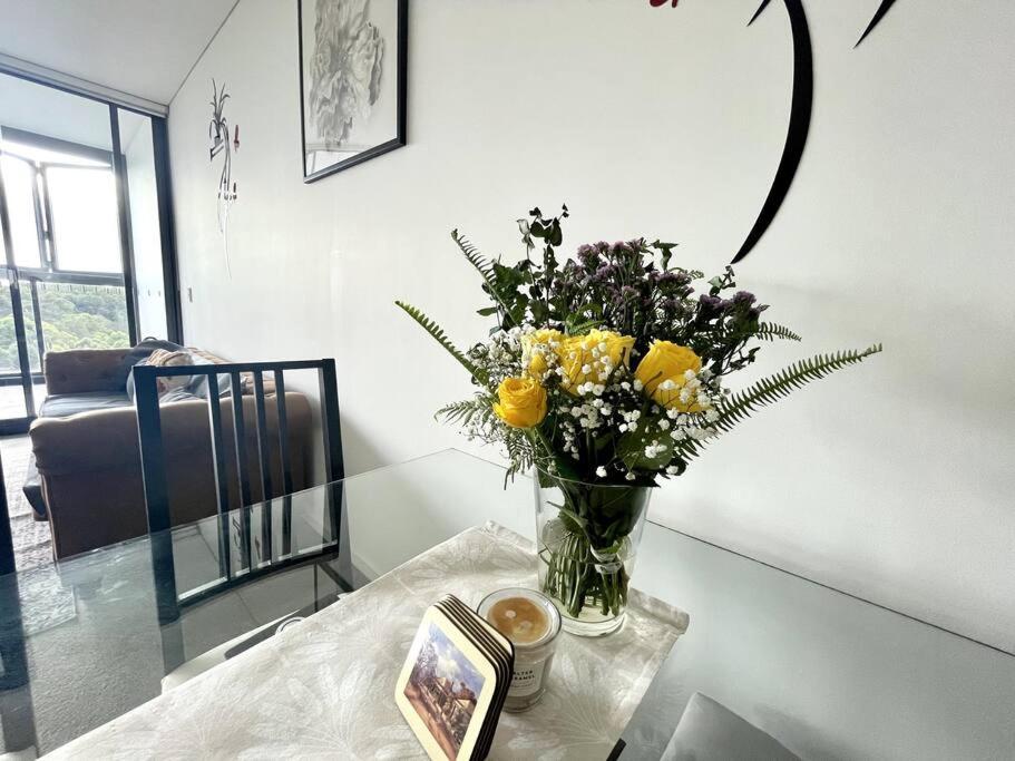 Scenic Skyline View2br@close To Olympicpark Apartment *