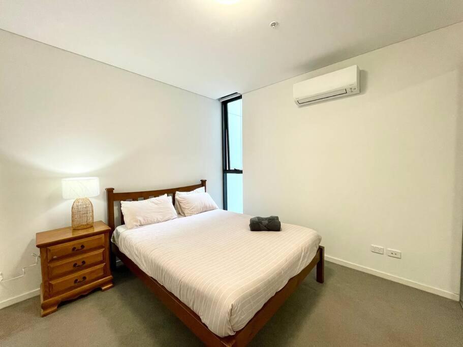 Scenic Skyline View2br@close To Olympicpark Apartment *