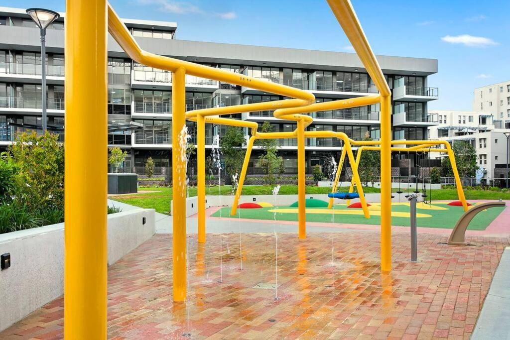 Scenic Skyline View2br@close To Olympicpark Apartment