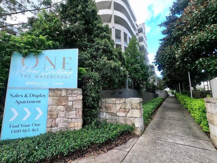 Scenic Skyline View2br@close To Olympicpark Appartamento